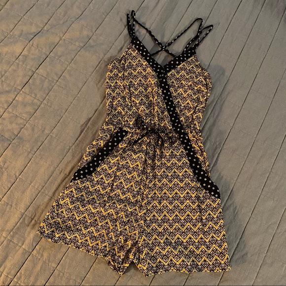 Xhilaration Pants - Xhilaration mixed print fun flirty romper